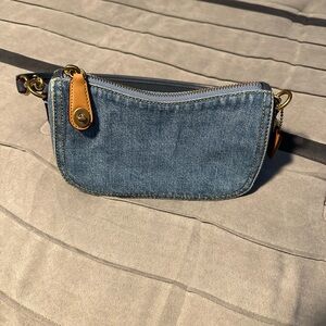 Coach Swinger, 20 indigo